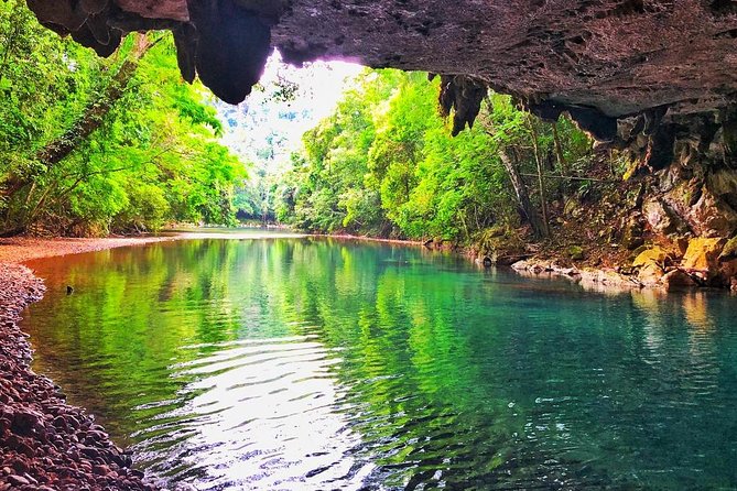 Nohoch Che'en cave tubing